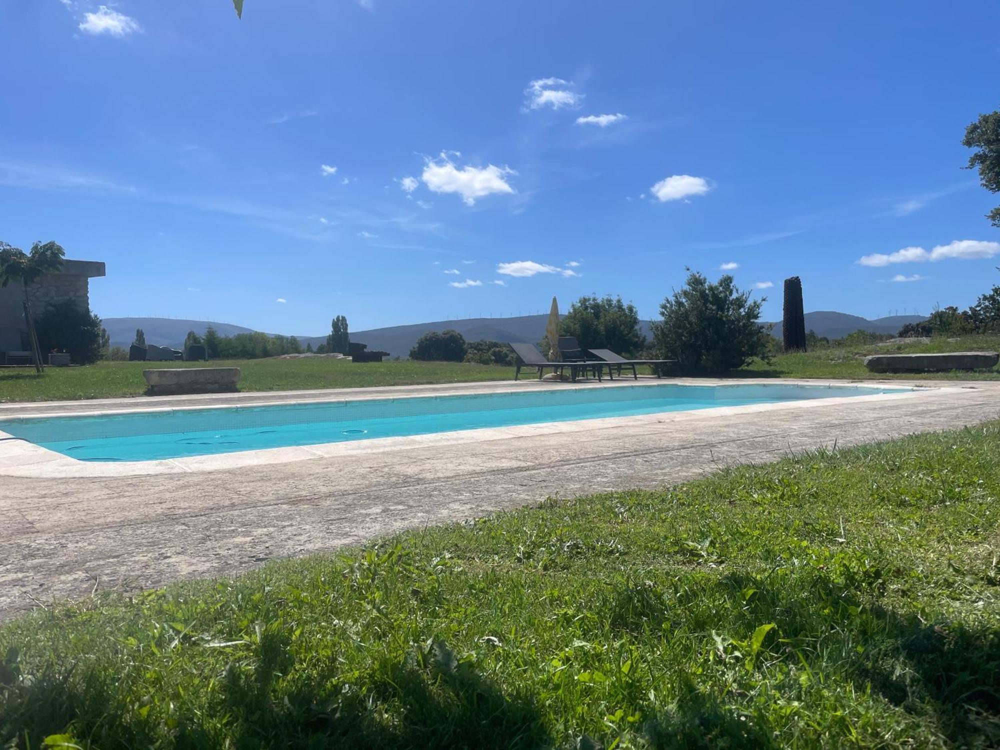 Casa Rural De Un Artista En Plena Naturaleza Piscina Y Parque De Esculturas En Villarcayo Exterior foto